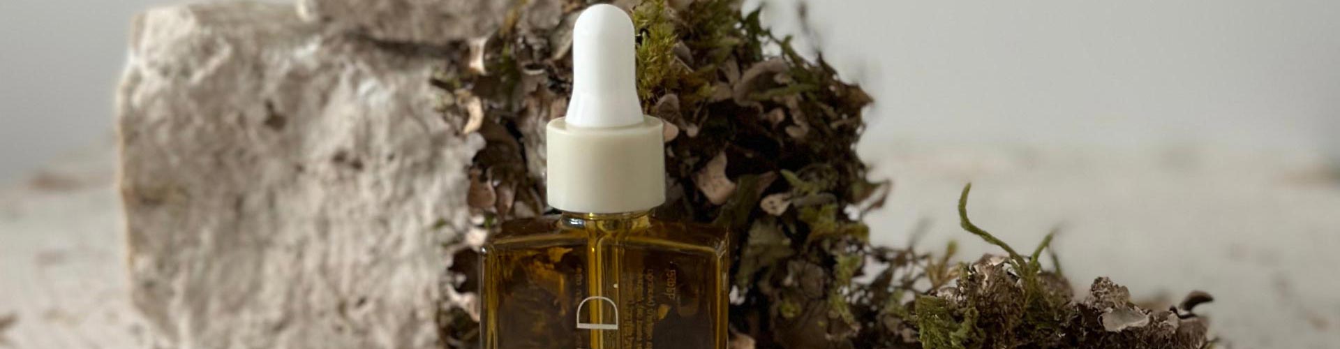 SKIND differenziert sich durch Qualität, Nachhaltigkeit und Cosmos Organic-Zertifizierung..